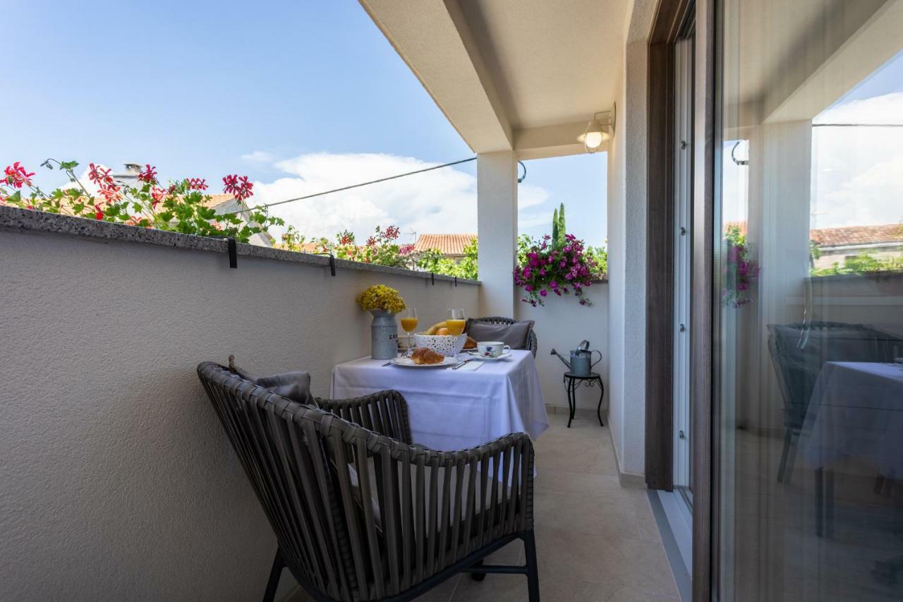 Relax Village Home Mare Đảo Krk Ngoại thất bức ảnh