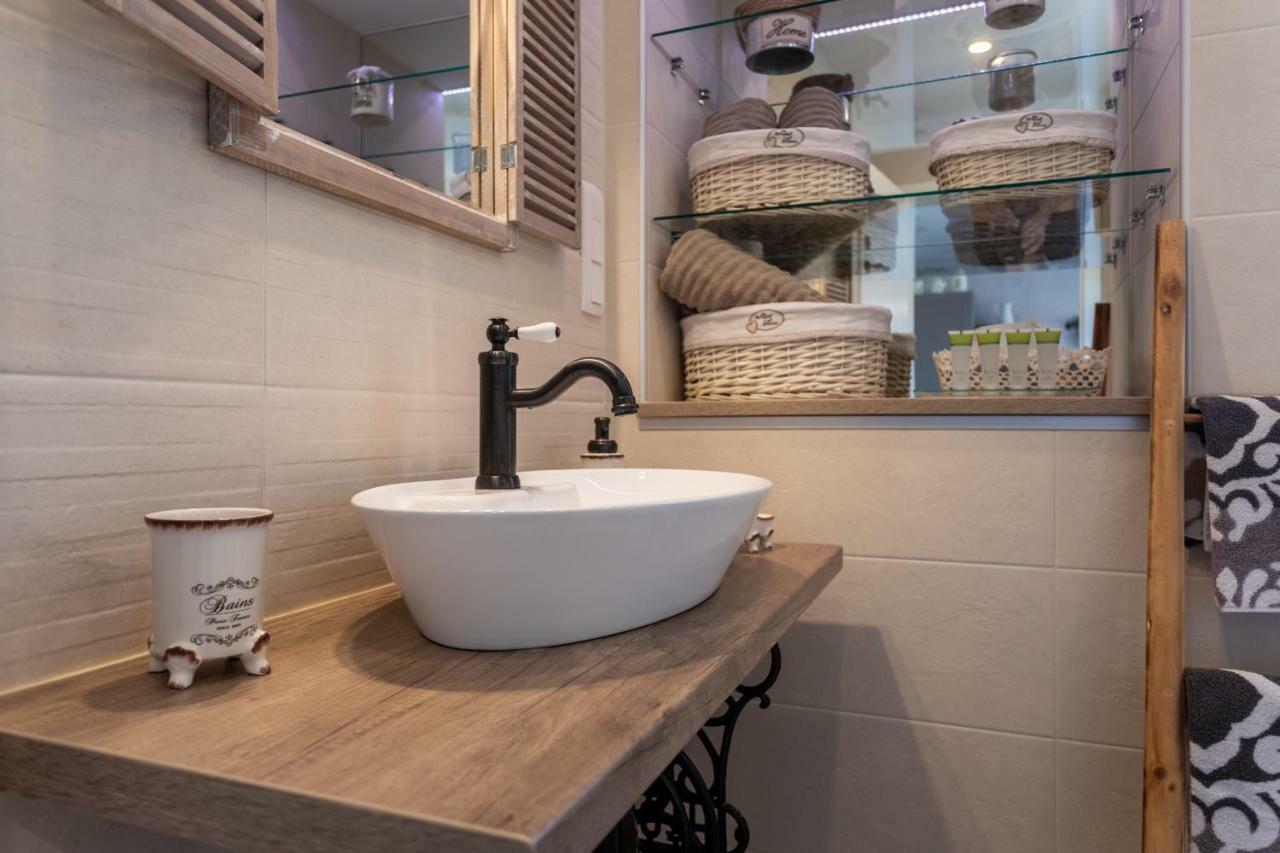 Relax Village Home Mare Đảo Krk Ngoại thất bức ảnh